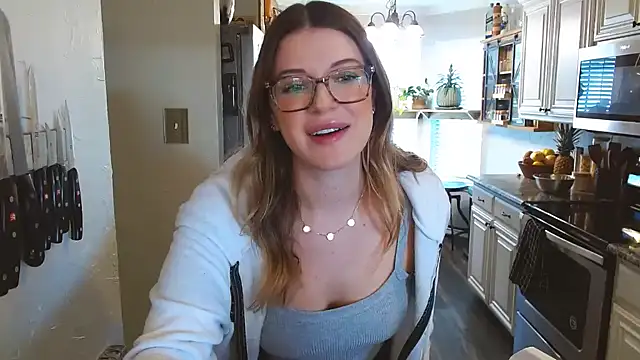 rileydepp online show from March 10, 7:07 pm