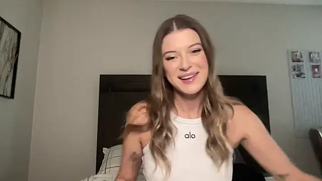 rileydepp online show from December 3, 10:19 pm