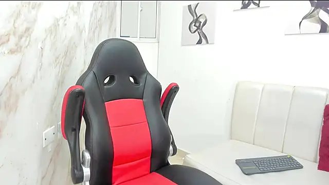 Snapshot of ANDRES_STUD chatting on October 8, 4:43 am ANDRES STUD online show from October 8, 4:43 am