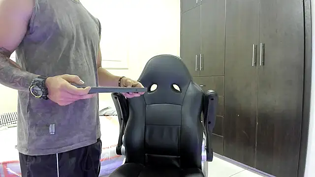 Snapshot of ANDRES_STUD chatting on May 8, 4:29 am ANDRES STUD online show from May 8, 4:29 am