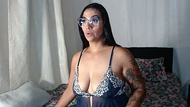 Snapshot of Daphne_Gabor chatting on March 11, 1:16 am Daphne Gabor online show from March 11, 1:16 am