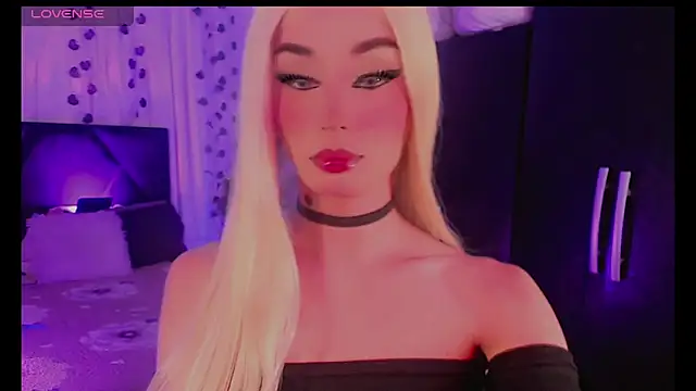 Snapshot of Irina_milkmaid chatting on May 28, 7:22 pm Irina milkmaid online show from May 28, 7:22 pm