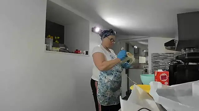 NoraJohnson6 online show from October 30, 6:15 am