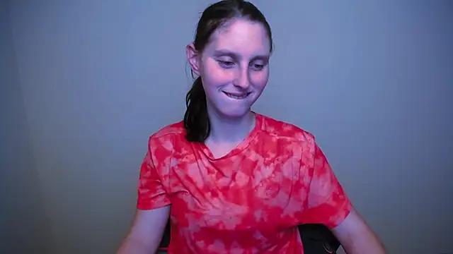 AdrianaRich  online show from February 27, 10:26 am