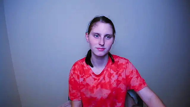 AdrianaRich  online show from March 3, 7:21 am