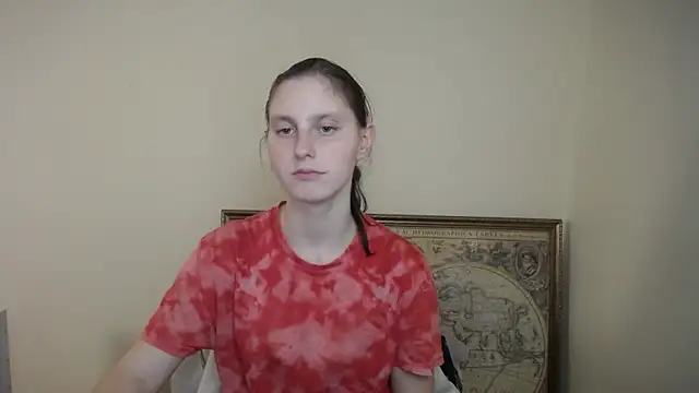 AdrianaRich  online show from March 6, 11:03 am