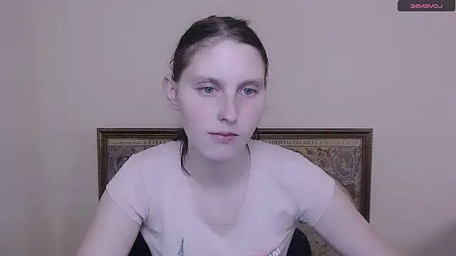 AdrianaRich  online show from March 17, 7:13 am