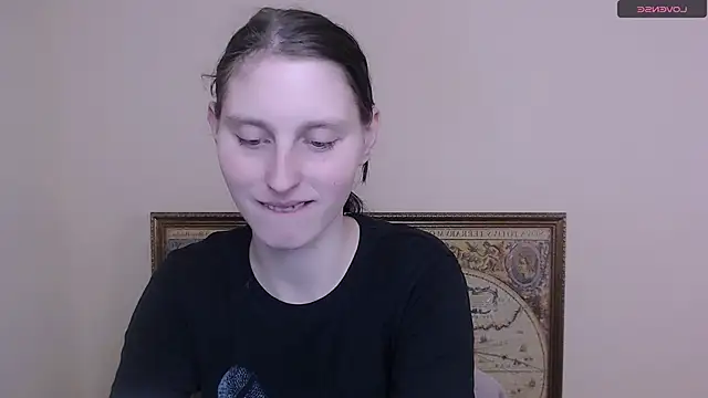 AdrianaRich  online show from March 19, 7:40 am