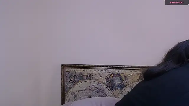 AdrianaRich  online show from March 20, 11:16 am