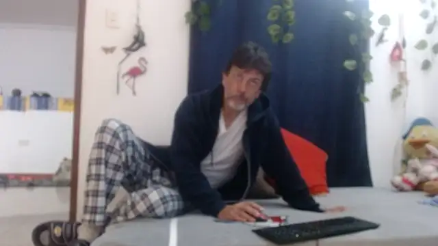 jeans and emma online show from March 19, 12:04 am