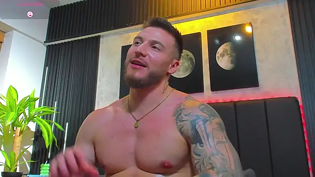 Snapshot of David_blake_ chatting on February 6, 3:37 am David blake online show from February 6, 3:37 am