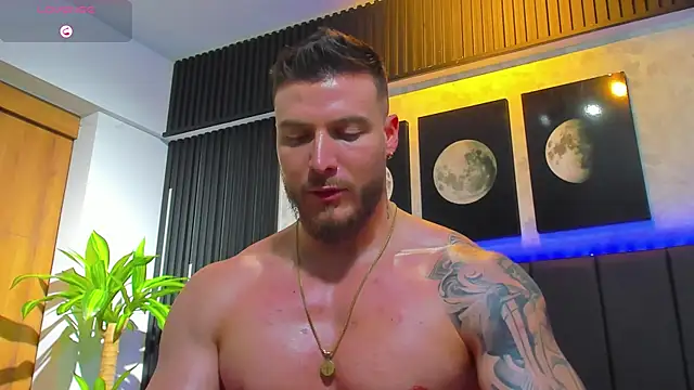 Snapshot of David_blake_ chatting on February 6, 9:43 am David blake online show from February 6, 9:43 am