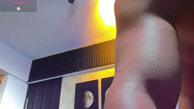 Snapshot of David_blake_ chatting on February 7, 9:26 am David blake online show from February 7, 9:26 am