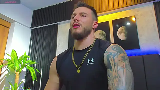 Snapshot of David_blake_ chatting on February 11, 4:33 am David blake online show from February 11, 4:33 am