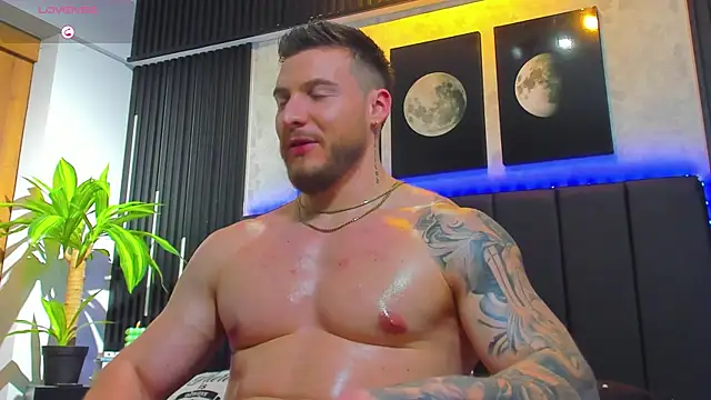 Snapshot of David_blake_ chatting on February 18, 10:05 am David blake online show from February 18, 10:05 am