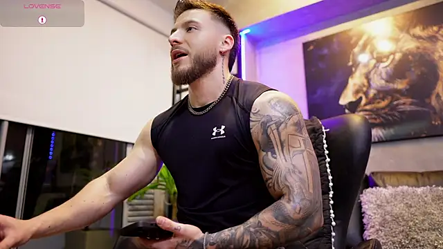 Snapshot of David_blake_ chatting on November 25, 6:02 am David blake online show from November 25, 6:02 am