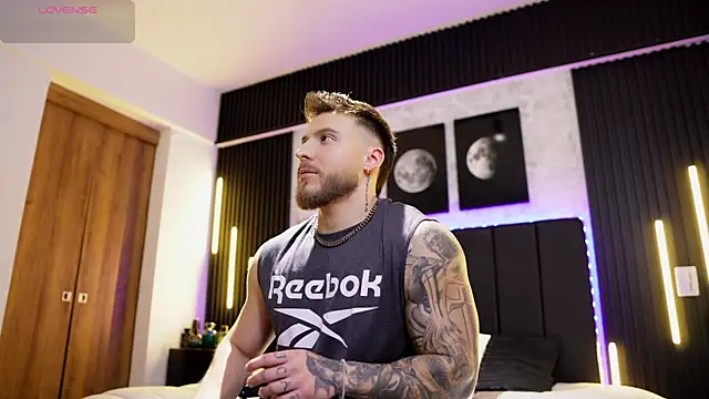 Snapshot of David_blake_ chatting on December 3, 6:21 am David blake online show from December 3, 6:21 am