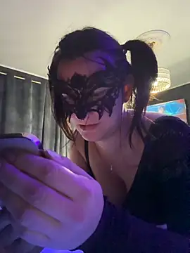 Loveblackzilla online show from October 4, 12:58 pm