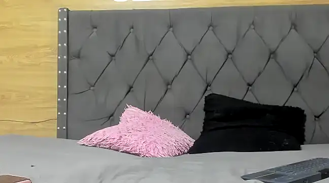 guyeifmaxiro online show from February 10, 7:38 pm