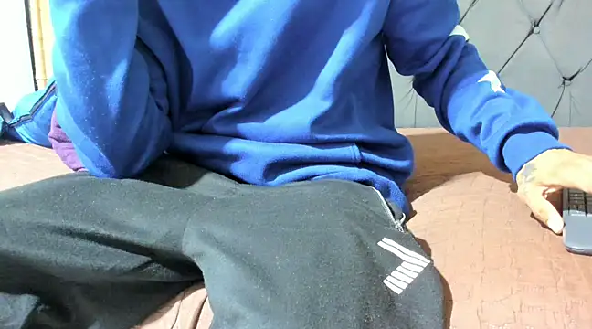 guyeifmaxiro online show from February 23, 12:08 am