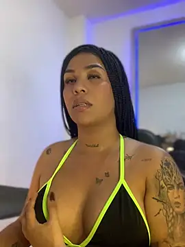 Snapshot of tinalove7 chatting on June 2, 11:40 pm tinalove7 online show from June 2, 11:40 pm