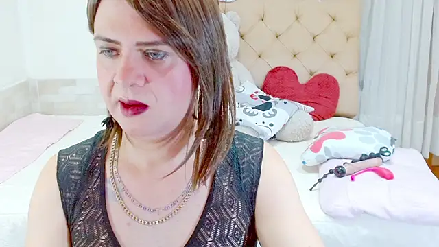 Dolldirtyxxx online show from January 15, 8:45 pm