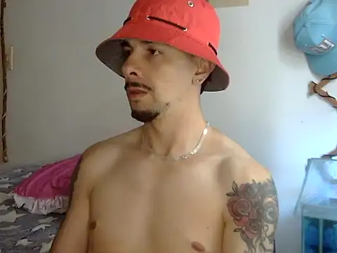 Snapshot of venusfranco_94 chatting on November 24, 7:13 pm venusfranco 94 online show from November 24, 7:13 pm