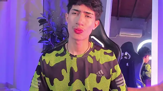 NovaaWheler online show from September 21, 7:04 pm