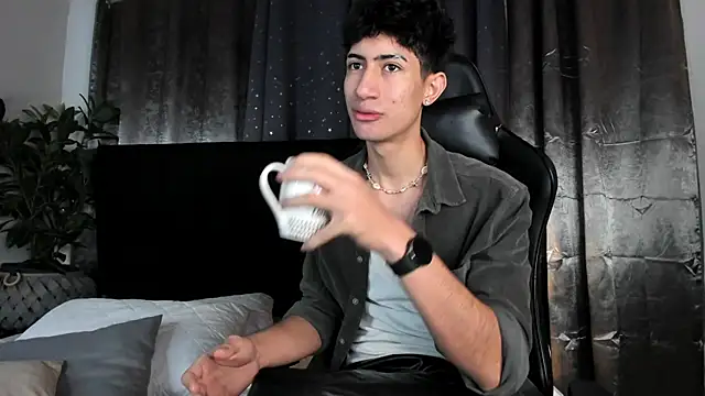 NovaaWheler online show from March 13, 11:17 am