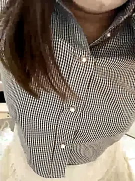 mitarashi awww online show from October 2, 9:11 pm