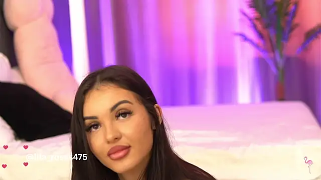 Snapshot of LilaRoses chatting on June 25, 5:12 am LilaRoses online show from June 25, 5:12 am