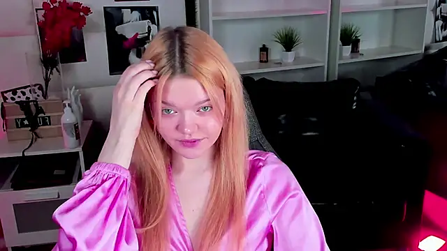 AdeleCartier online show from March 1, 7:41 am