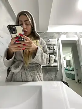 BonyBon29 online show from December 15, 7:45 am