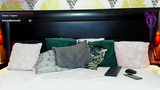 Snapshot of Kaylynn chatting on March 8, 5:33 pm Kaylynn online show from March 8, 5:33 pm