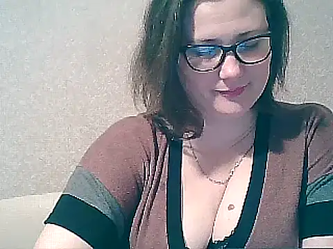 MerryLaCherry online show from February 9, 11:15 pm