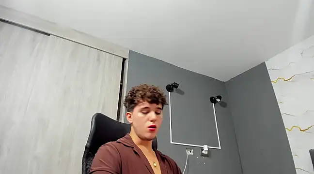 ErosGeorgiou online show from February 7, 2:37 pm