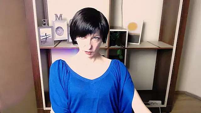 Snapshot of _AngeliaFlow_ chatting on December 18, 7:14 am AngeliaFlow online show from December 18, 7:14 am