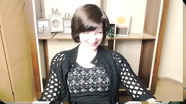  AngeliaFlow  online show from May 18, 8:53 am