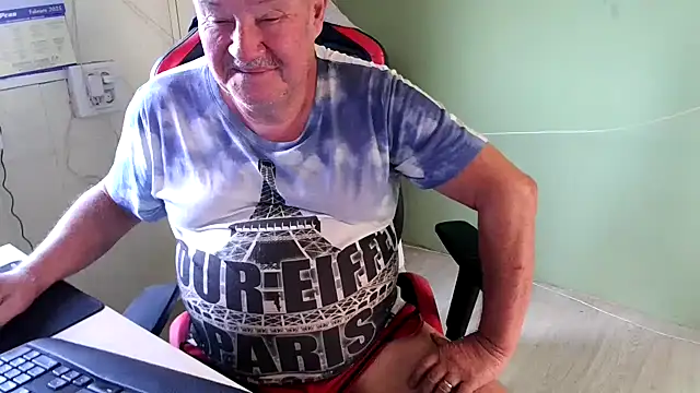 barenfan online show from February 6, 6:13 pm