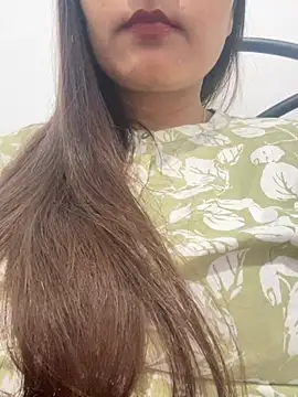 Snapshot of Deepcha1991 chatting on February 6, 8:23 pm Deepcha1991 online show from February 6, 8:23 pm