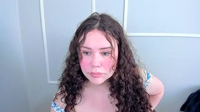 Snapshot of _leana_ chatting on June 1, 3:03 pm leana online show from June 1, 3:03 pm