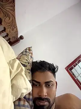 Snapshot of Rishwithr chatting on June 21, 2:25 am Rishwithr online show from June 21, 2:25 am