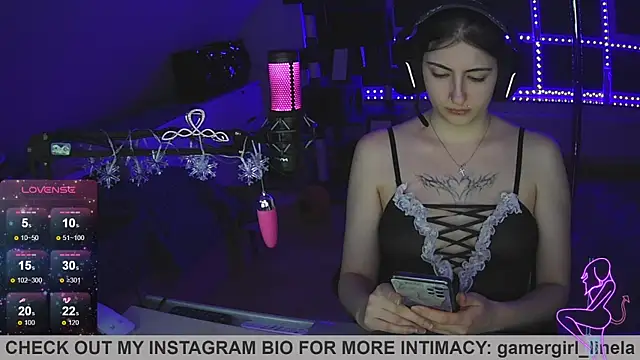 Gamergirl-Linela online show from November 10, 5:39 am