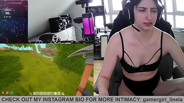 Gamergirl-Linela online show from June 12, 2:49 pm