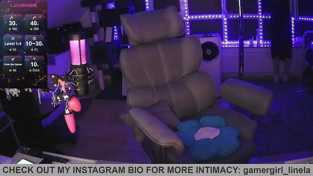 Gamergirl-Linela online show from June 19, 9:07 pm