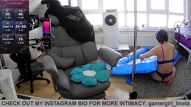 Gamergirl-Linela online show from July 30, 8:57 am