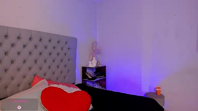 Morgan Wright online show from November 29, 5:38 pm