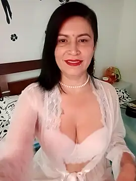 Dannitamillf online show from March 13, 3:39 pm