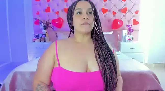 KourtneyEvans online show from February 19, 5:16 pm
