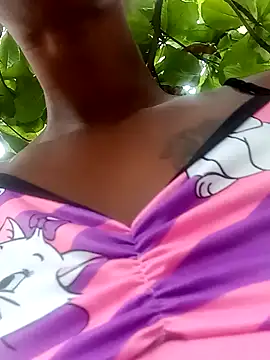 Lesly warrio online show from February 1, 4:49 pm